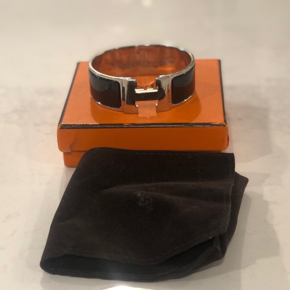 Authentic Hermès Clic Clac H Bracelet, Noir - Picture 2 of 7
